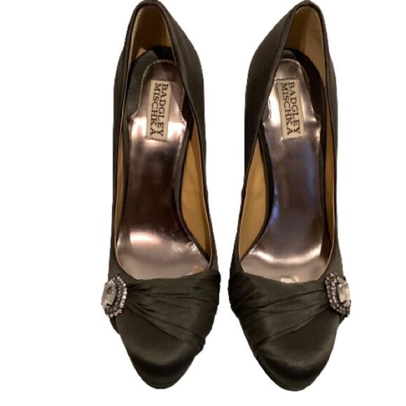 ‎BADGLEY MISCHKA “ODELL” BLACK SATIN PLATFORM HEELS SIZE 8.5 - Picture 3 of 12